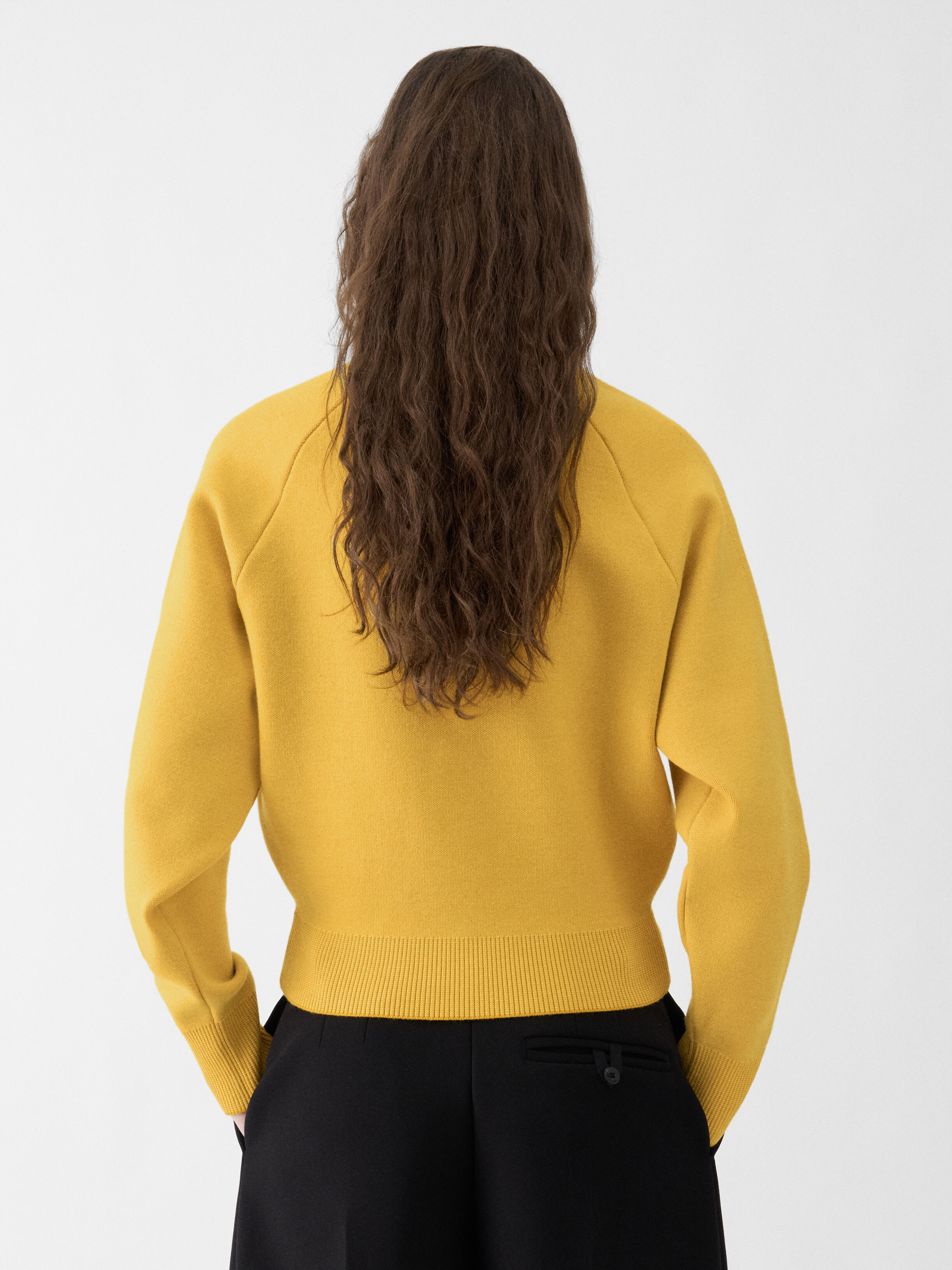 Shop Knits for Women | JACQUEMUS UAE