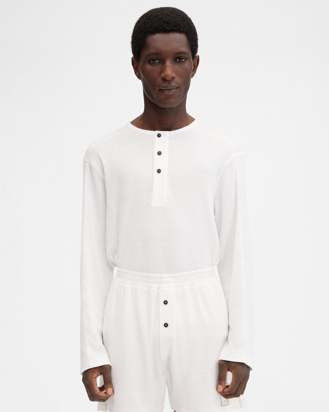 The Melao set طقم من بلوزة و شورت jacquemus the melao set طقم من بلوزة و شورت