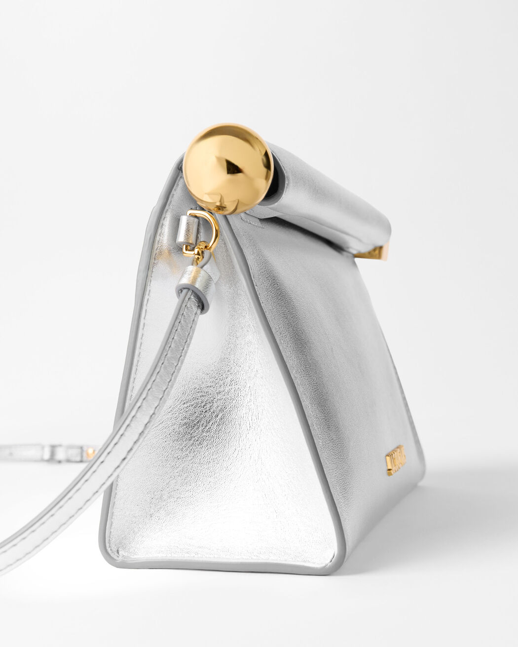 The Rond Carré bag jacquemus the rond carr bag