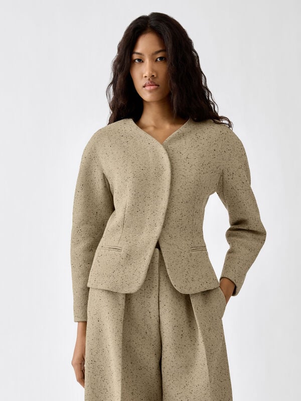 The mini Ovalo jacket jacquemus the mini ovalo jacket