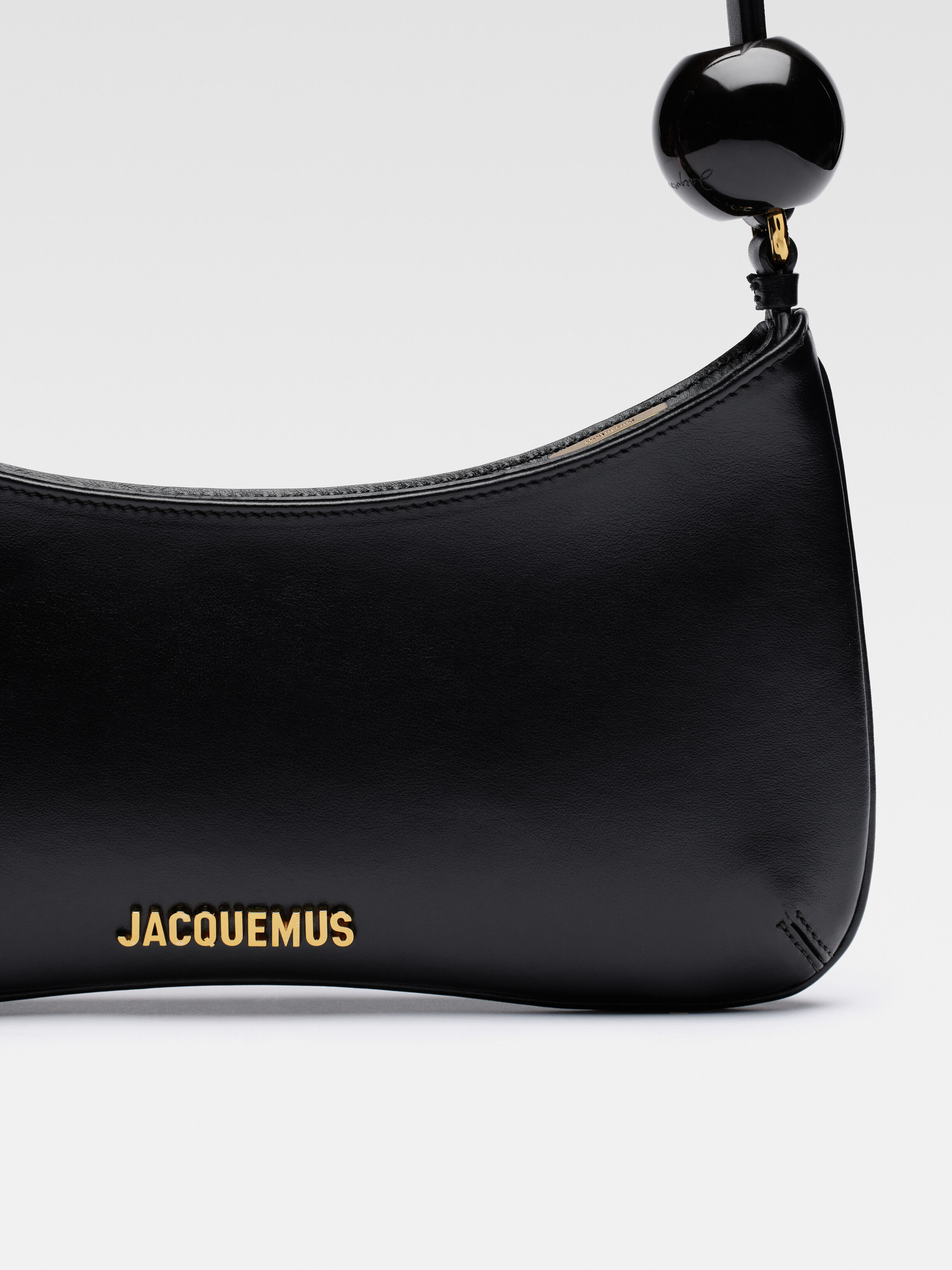 The Bisou Perle, Black | JACQUEMUS UAE