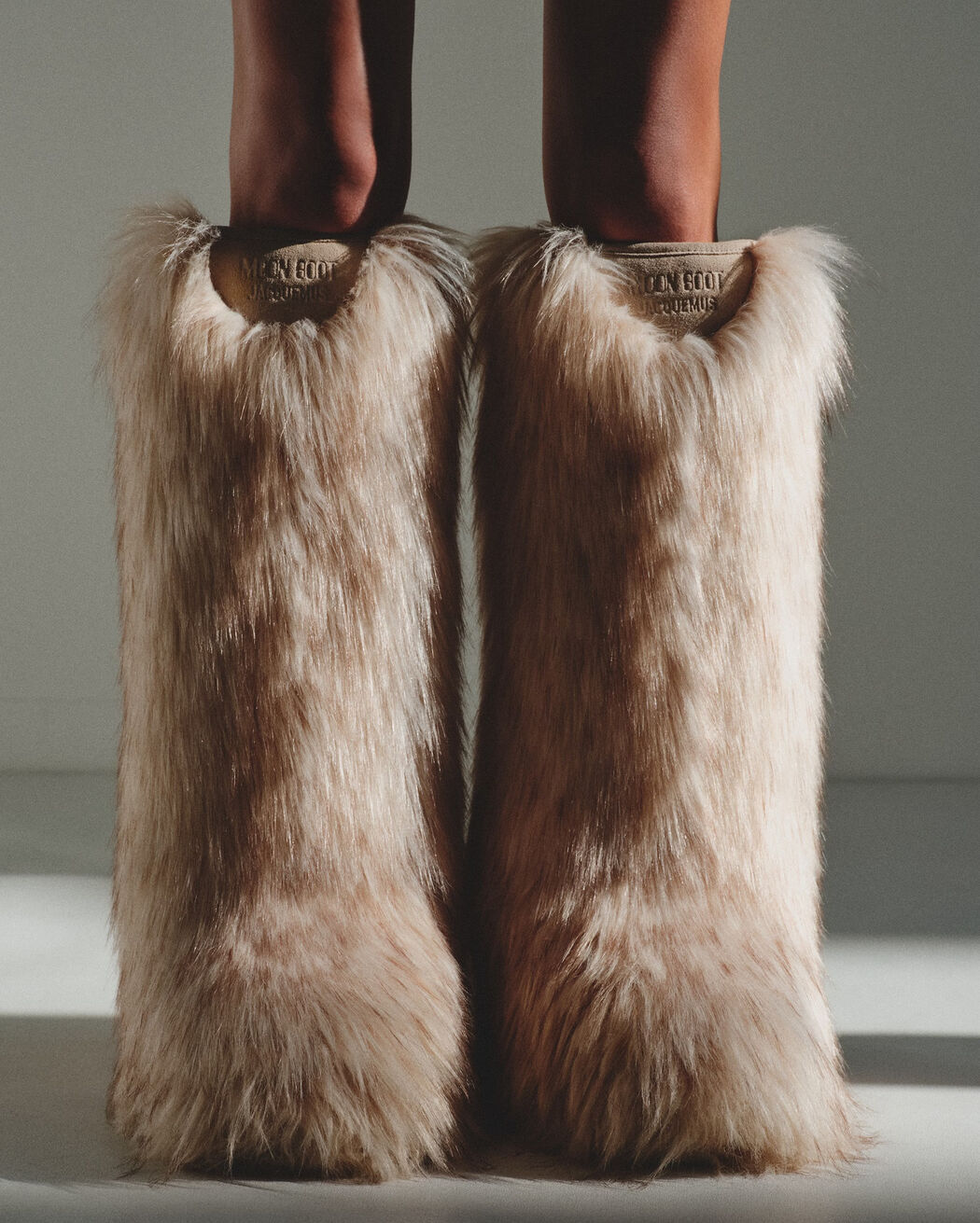 The Jacquemus Yeti Moon Boot the jacquemus yeti moon boot