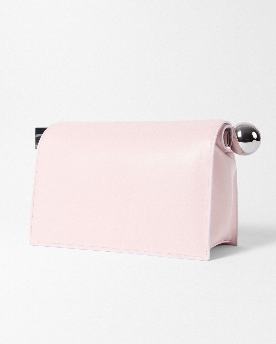 The Rond Carré clutch jacquemus the rond carr clutch