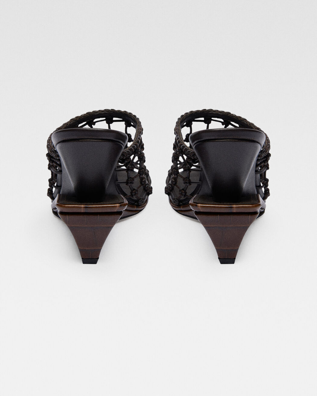 The double woven shoes jacquemus the double woven shoes