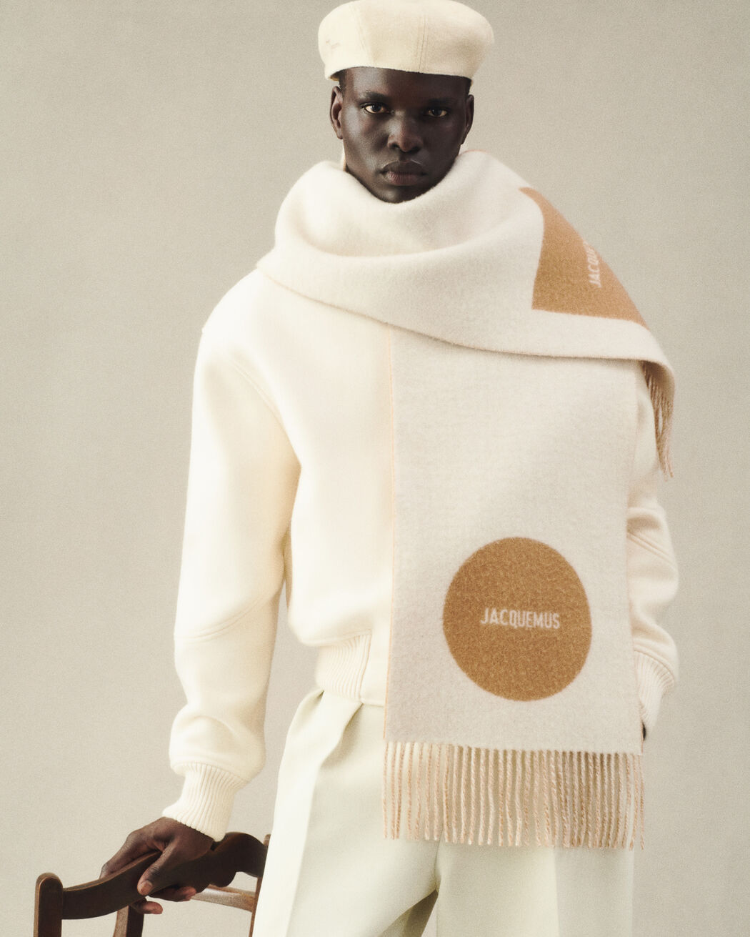 The Rond Carré scarf jacquemus the rond carr scarf