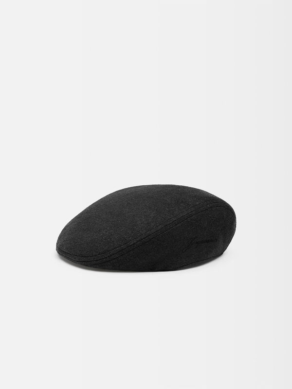 The Valérie beret jacquemus قبعة بيريه the val rie