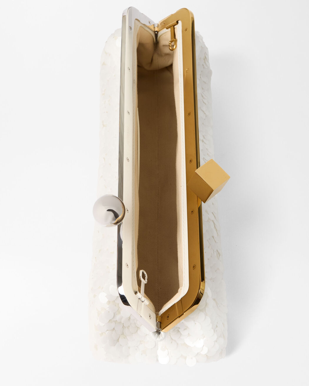 The Salon clutch jacquemus the salon clutch
