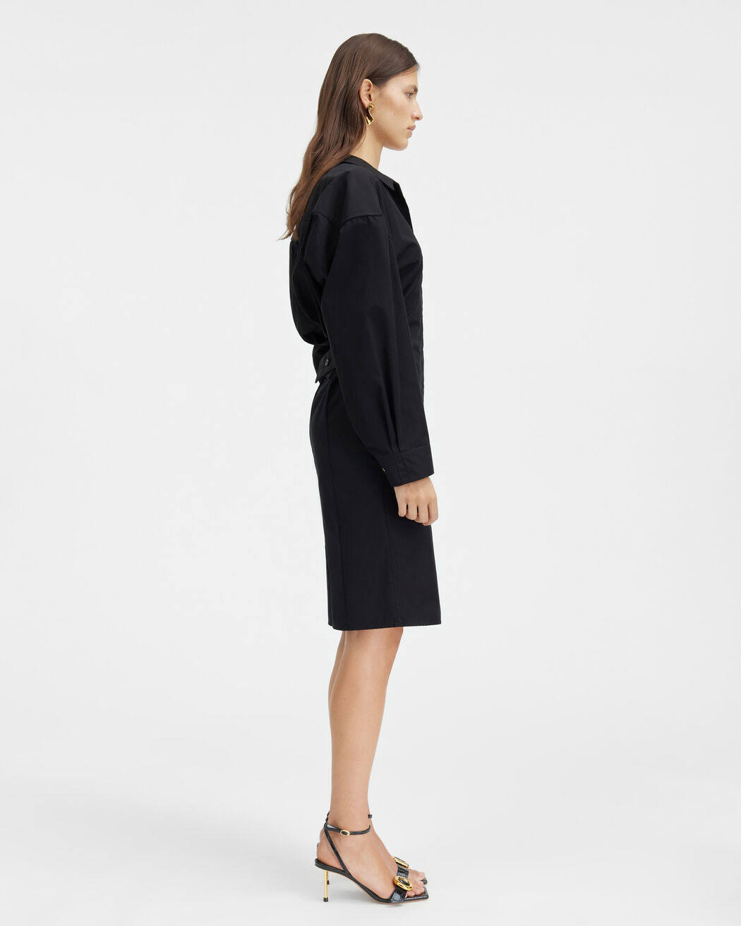 The shirt dress jacquemus the shirt dress