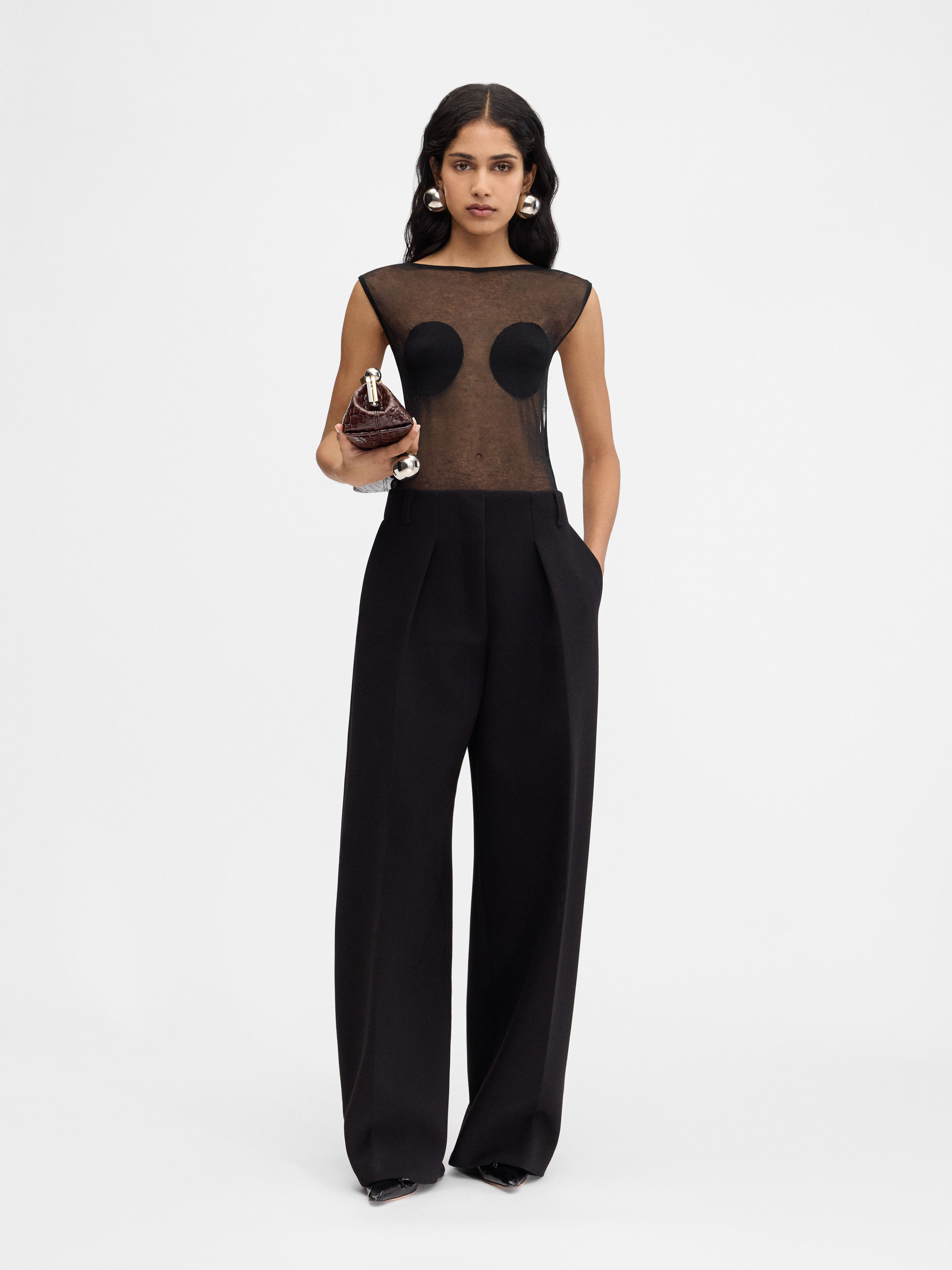 Shop Trousers & Shorts | Jacquemus UAE Official Website