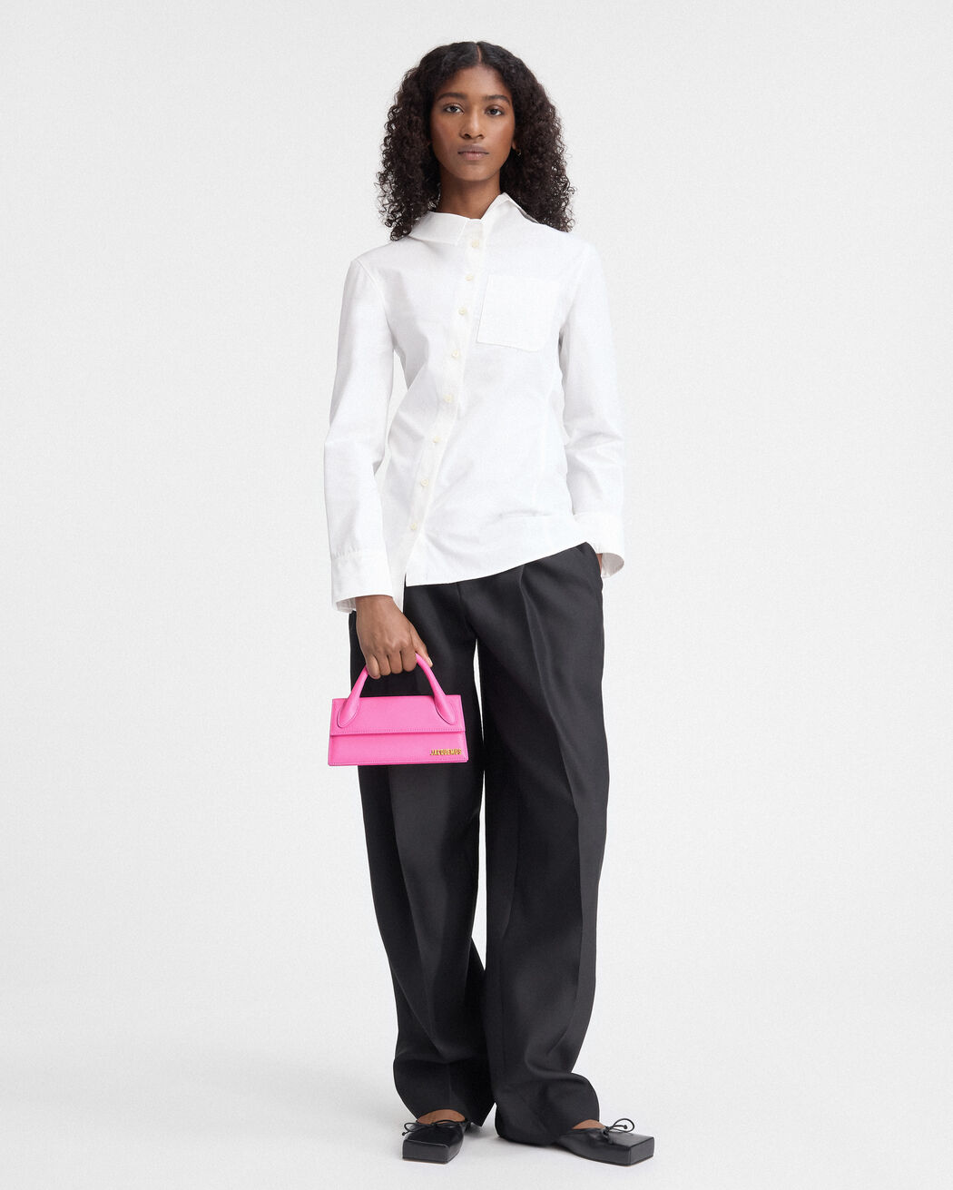 حقيبة The long Chiquito jacquemus حقيبة the long chiquito