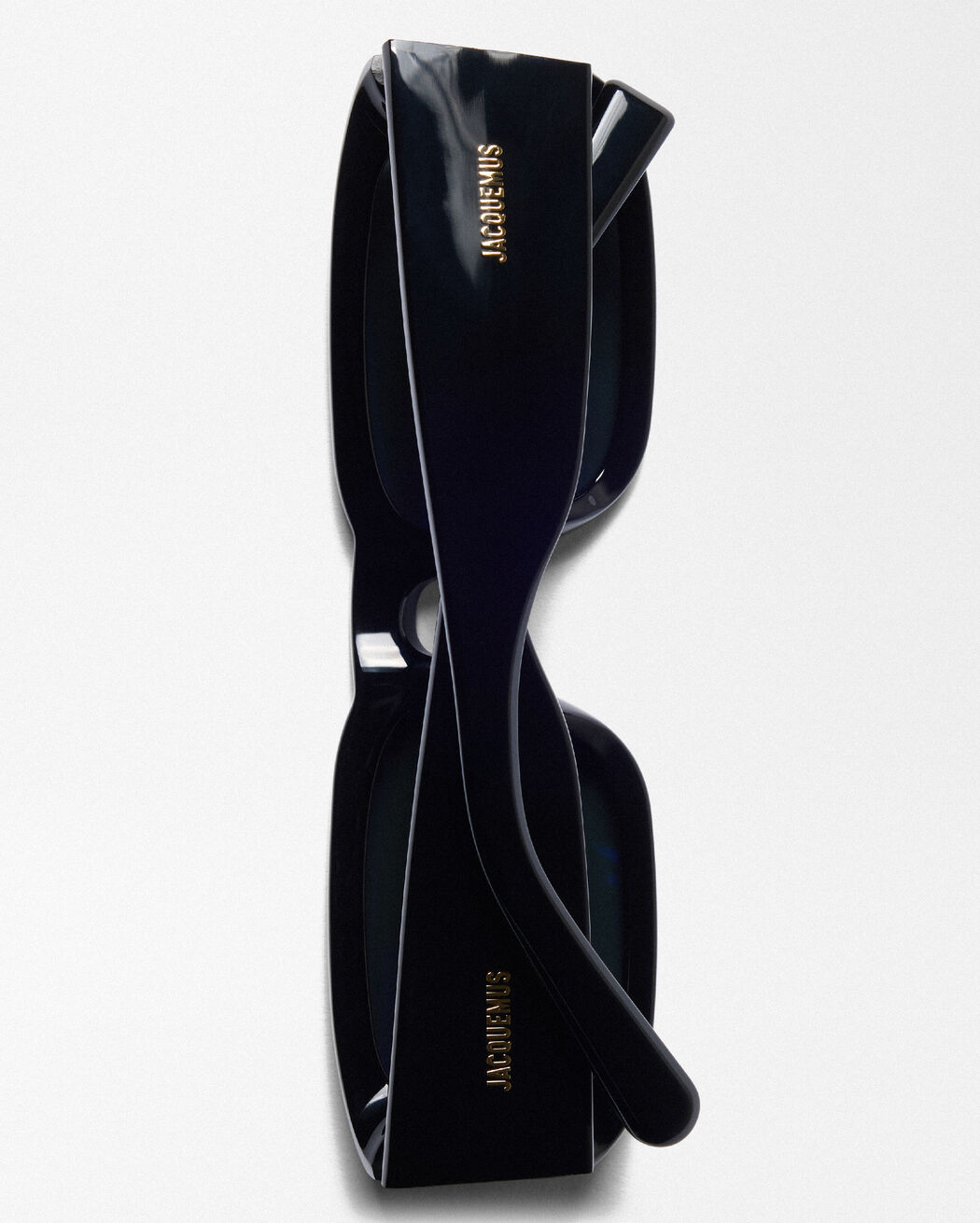 The Pisco sunglasses
jacquemus the pisco sunglasses