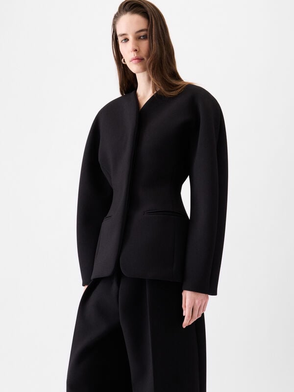 The Ovalo jacket jacquemus جاكيت the ovalo