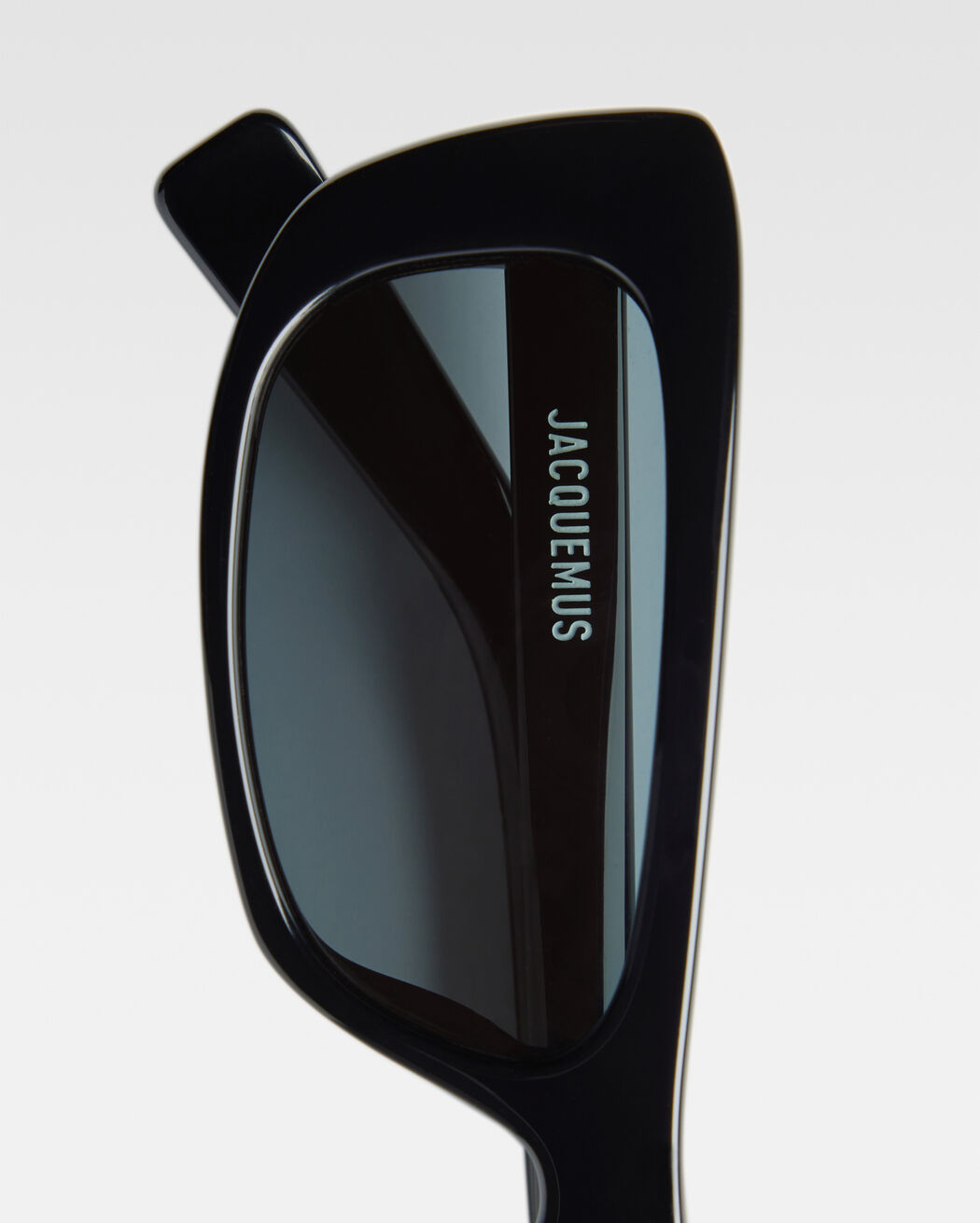 The Capri sunglasses jacquemus the capri sunglasses
