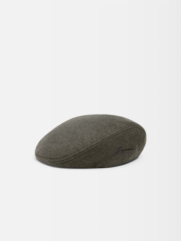 The Valérie beret jacquemus قبعة بيريه the val rie