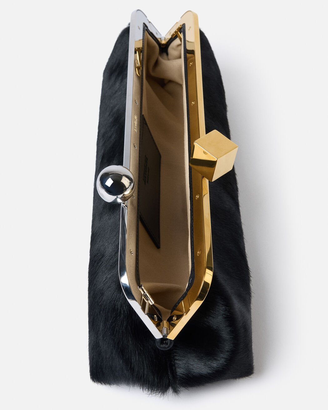 The Salon Clutch jacquemus the salon clutch