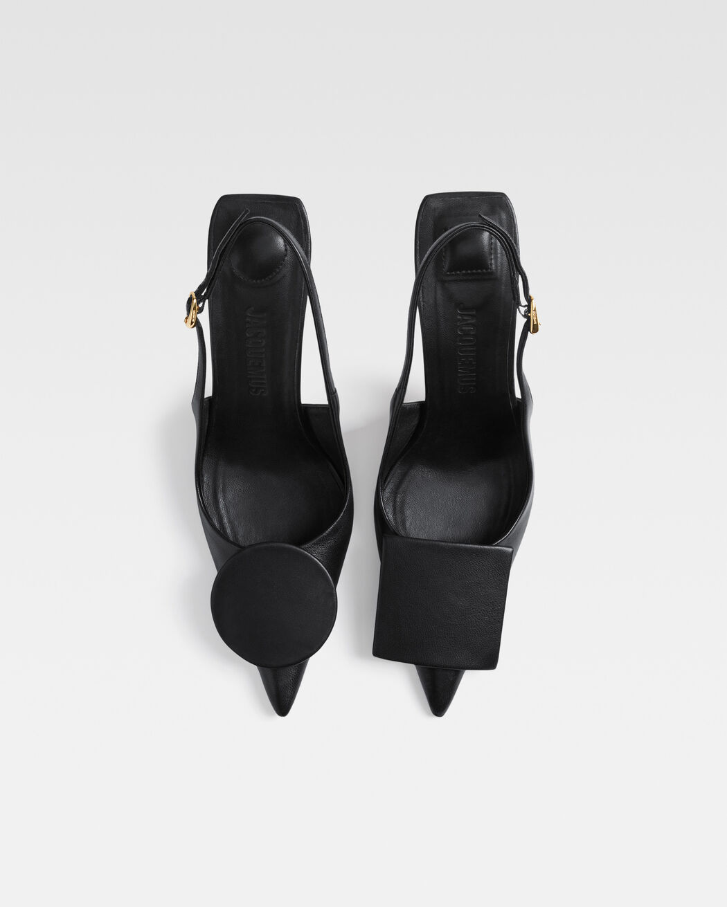 حذاء Les Slingbacks Duelo Hautes jacquemus حذاء les slingbacks duelo hautes