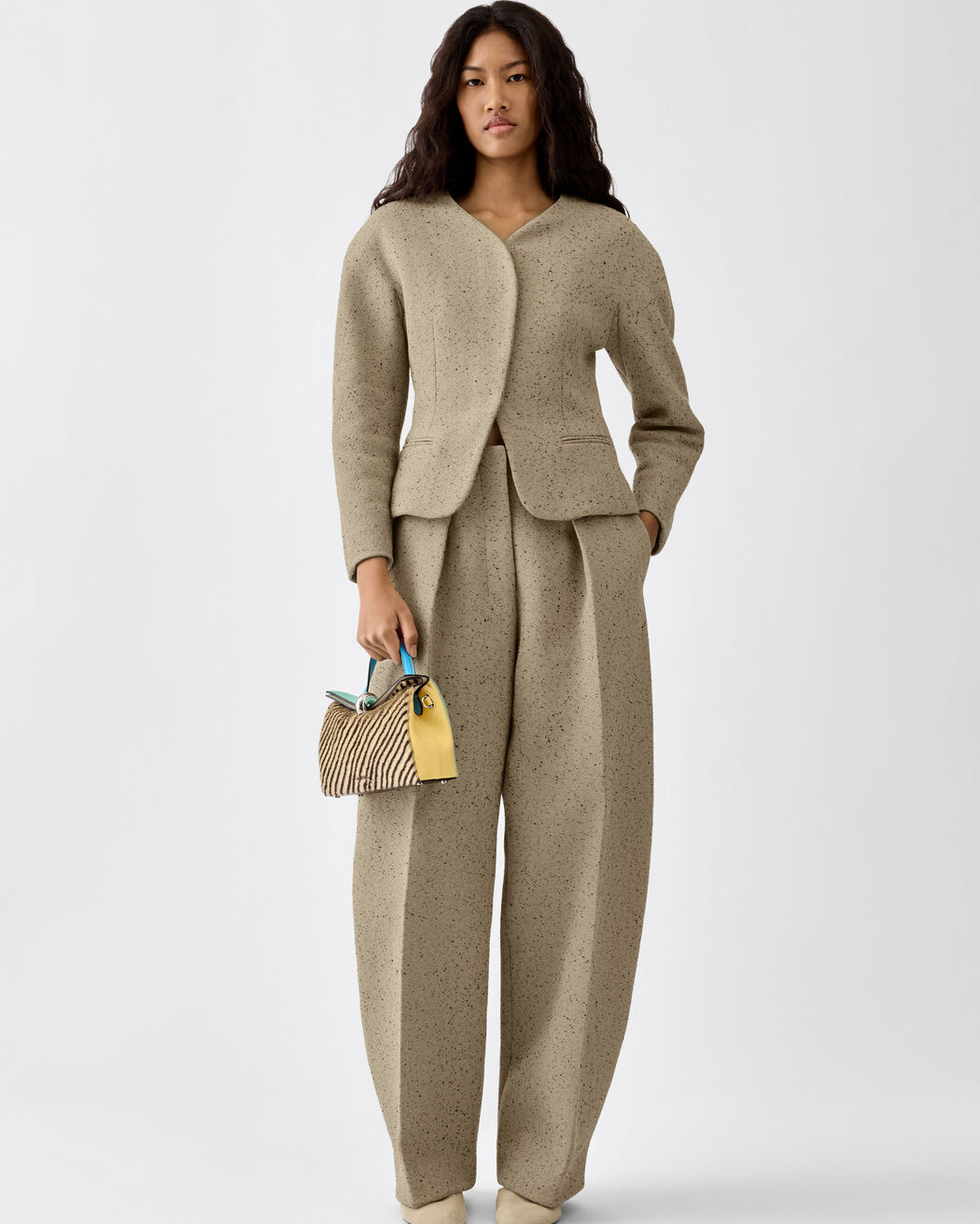 The mini Ovalo jacket jacquemus the mini ovalo jacket