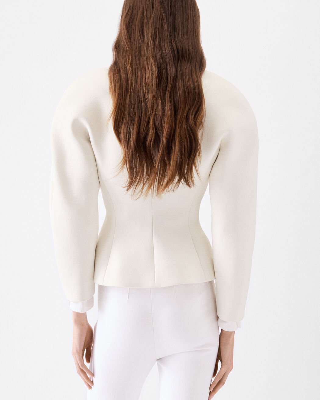 The mini Ovalo jacket jacquemus the mini ovalo jacket
