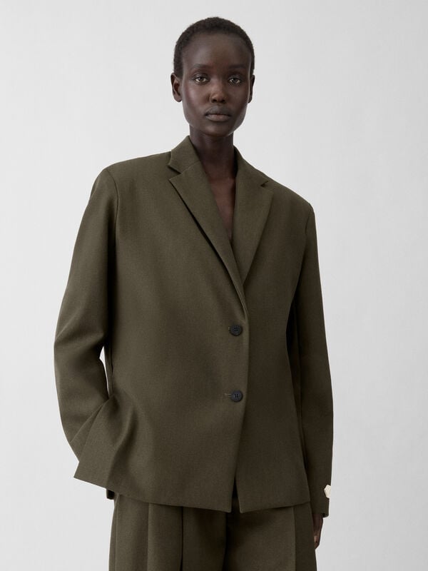 The Carrée jacket
jacquemus the carr e jacket
