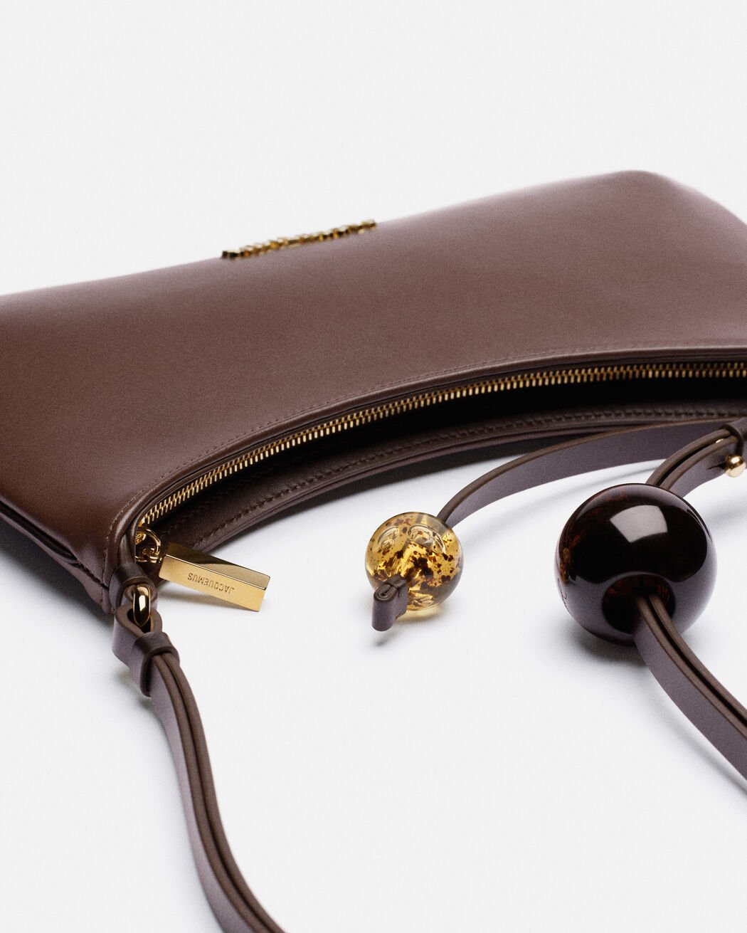 Le Bisou Perle jacquemus le bisou perle