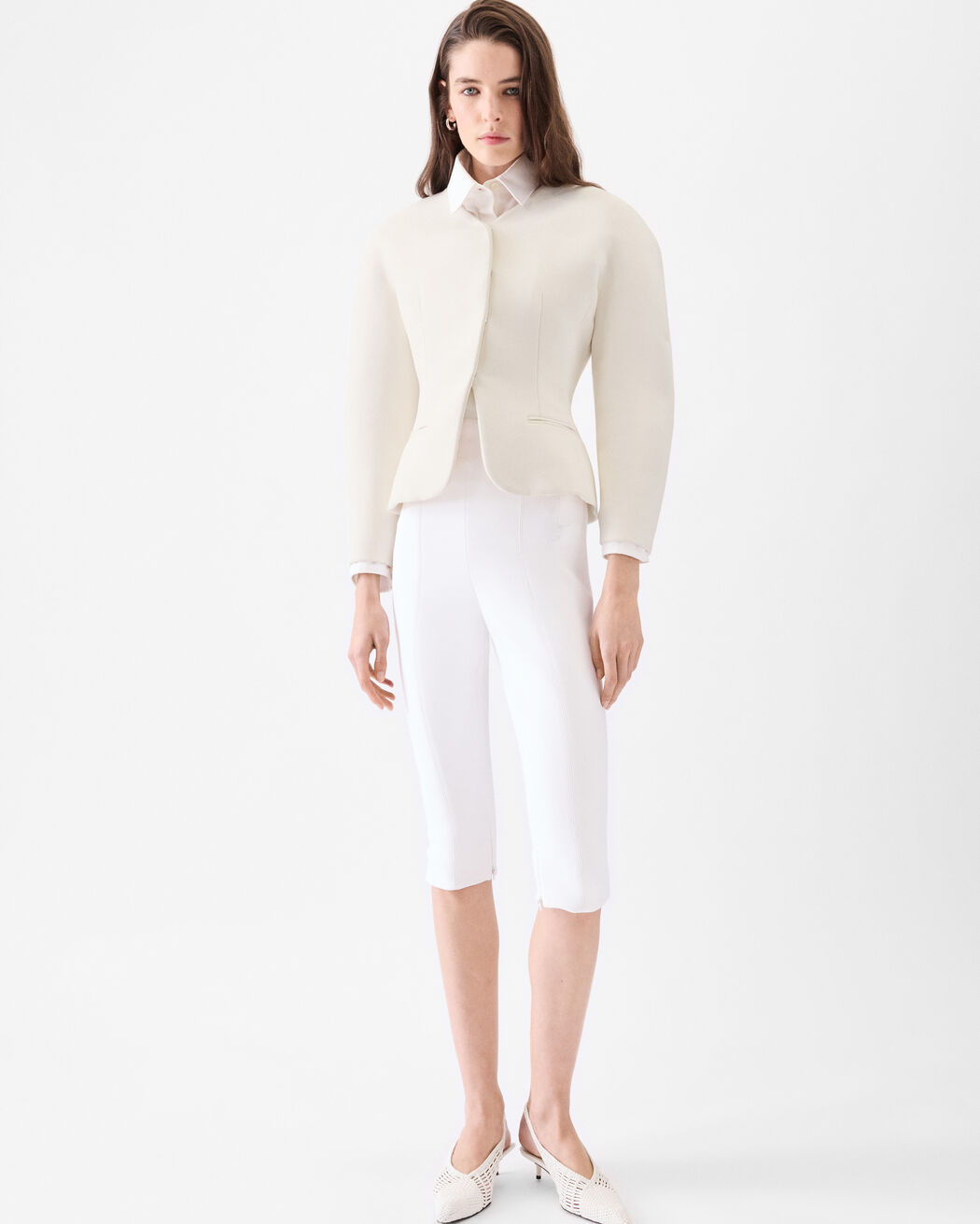 The mini Ovalo jacket jacquemus the mini ovalo jacket