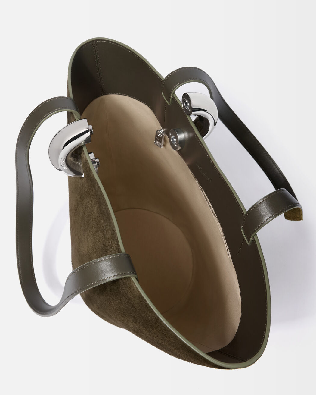 The medium Bambola jacquemus the medium bambola