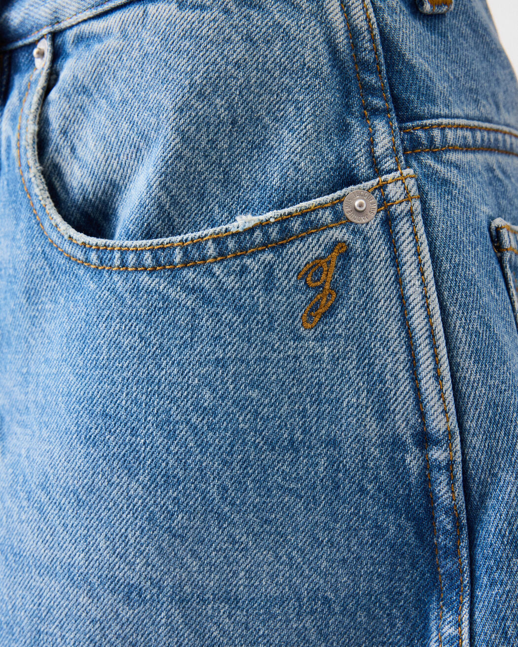 The Ovalo de-Nîmes denim pants jacquemus the ovalo de n mes denim pants