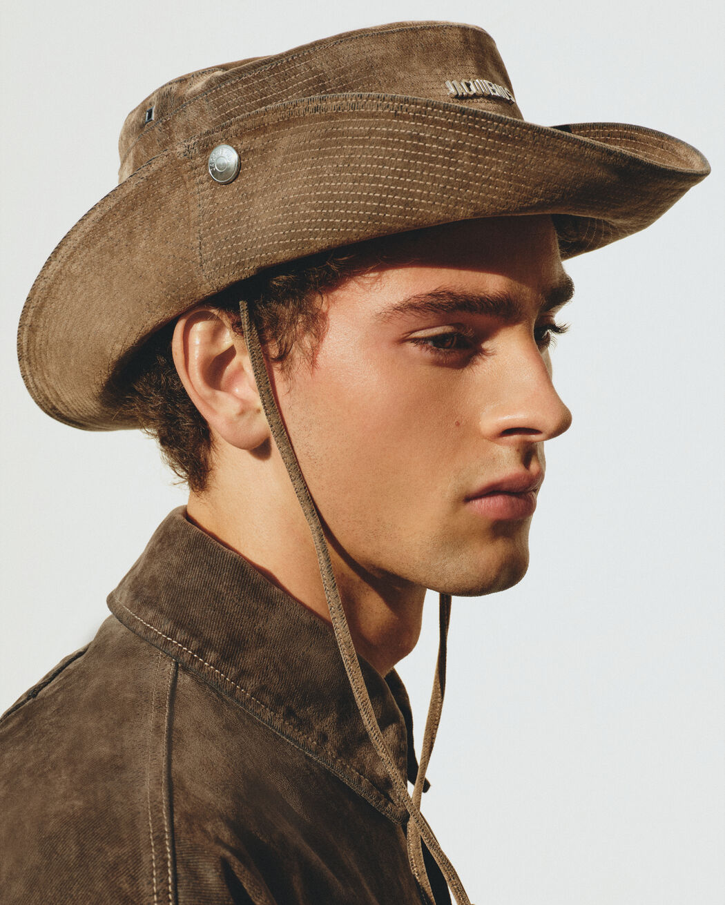 قبعة باكيت من الدنيم The De-Nimes jacquemus قبعة باكيت من الدنيم the de nimes