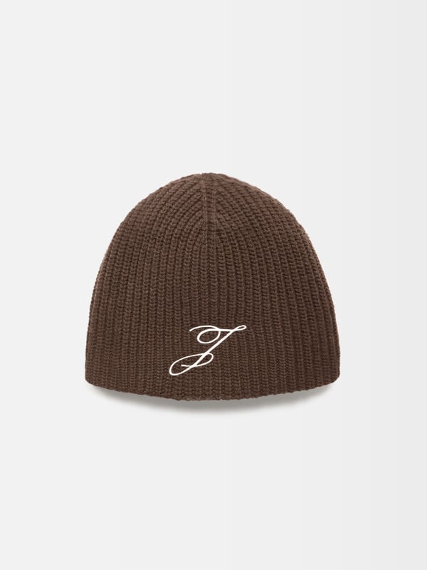 The Espiral beanie jacquemus the espiral beanie