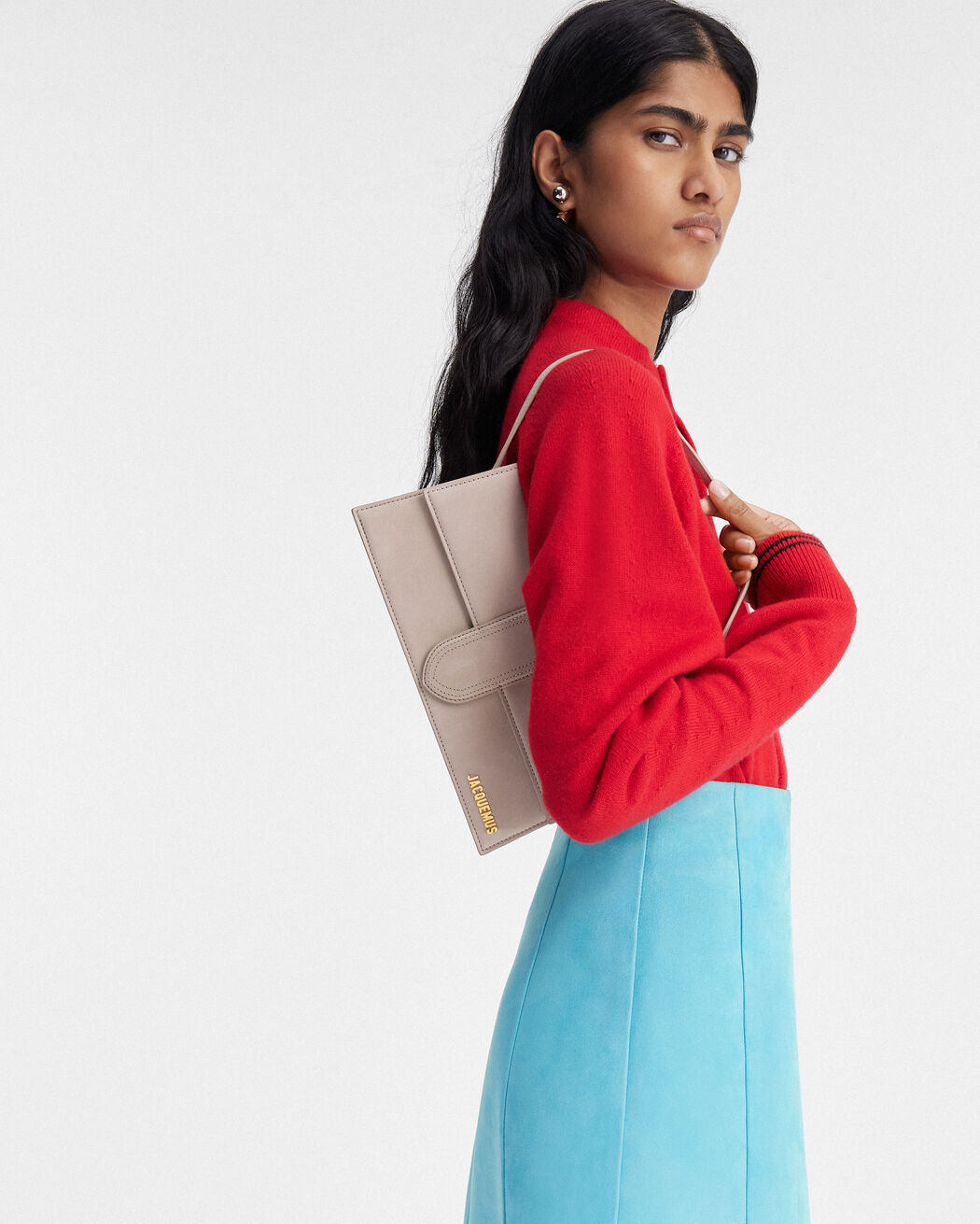 حقيبة The long Bambino jacquemus حقيبة the long bambino