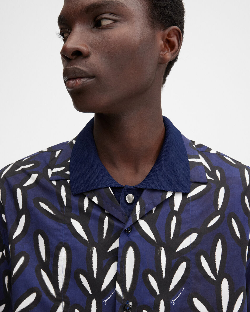 The Jean shirt قميص jacquemus the jean shirt قميص