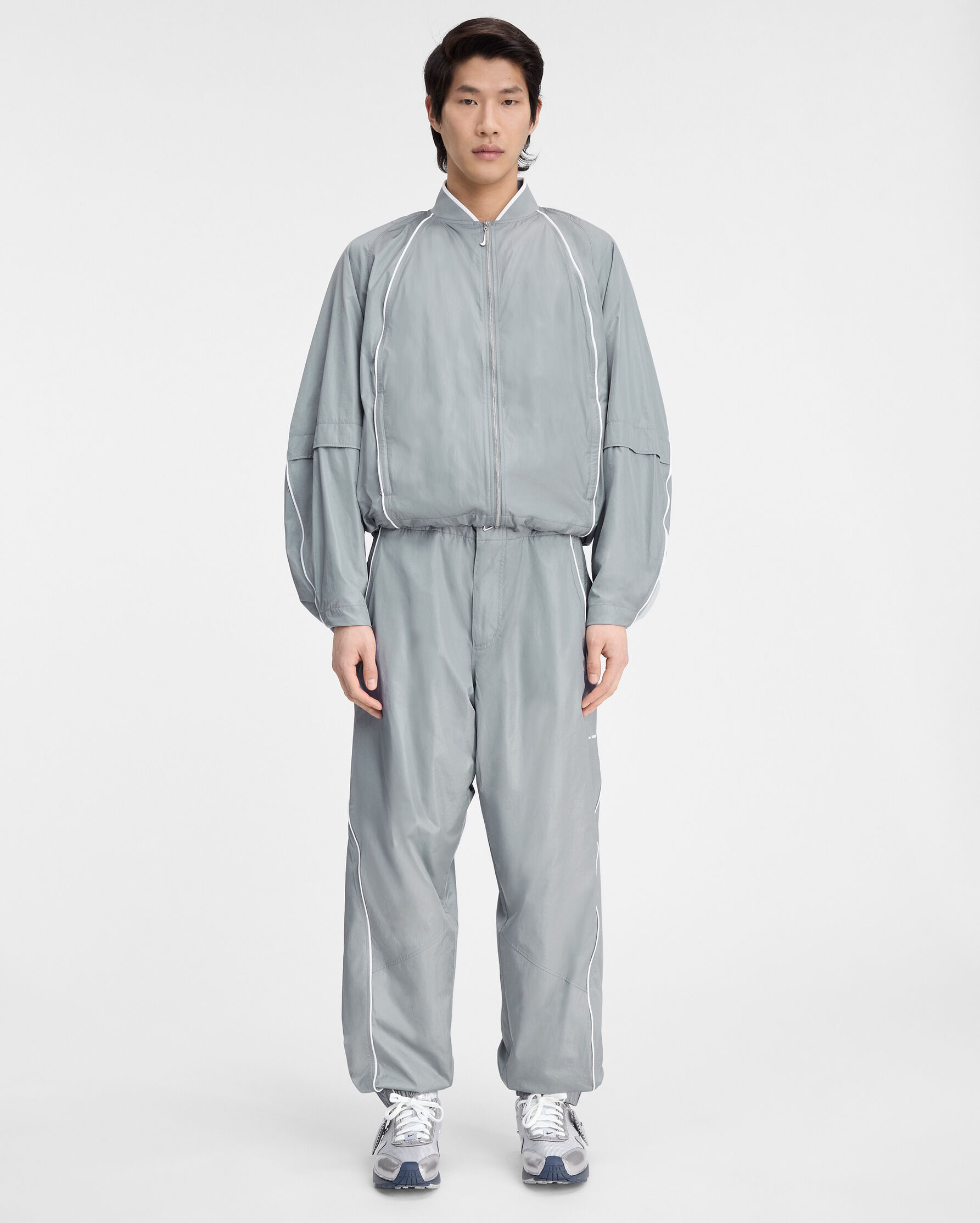 The JACQUEMUS+NIKE track jacket, Grey | JACQUEMUS UAE