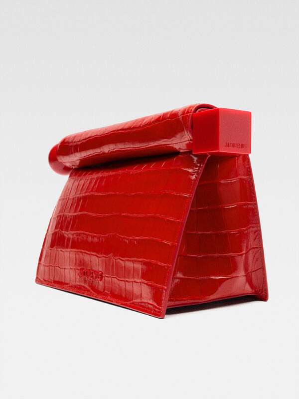 The Rond Carré clutch jacquemus the rond carr clutch