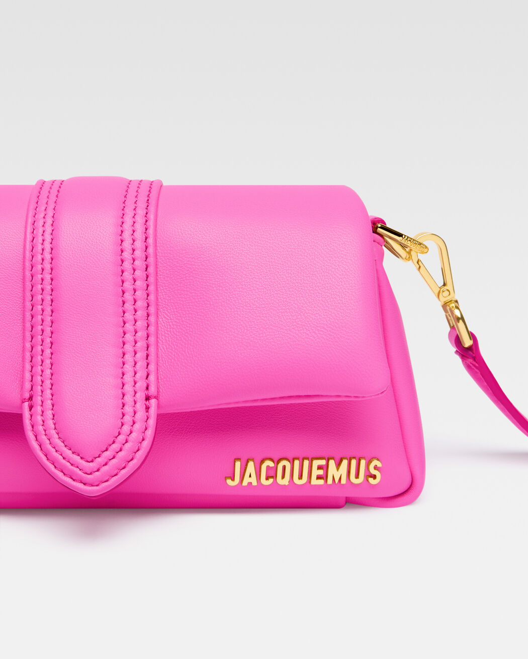 The small Bambimou jacquemus the small bambimou