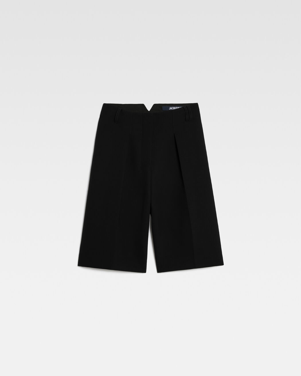 برمودا Le Bermuda Ovalo jacquemus برمودا le bermuda ovalo