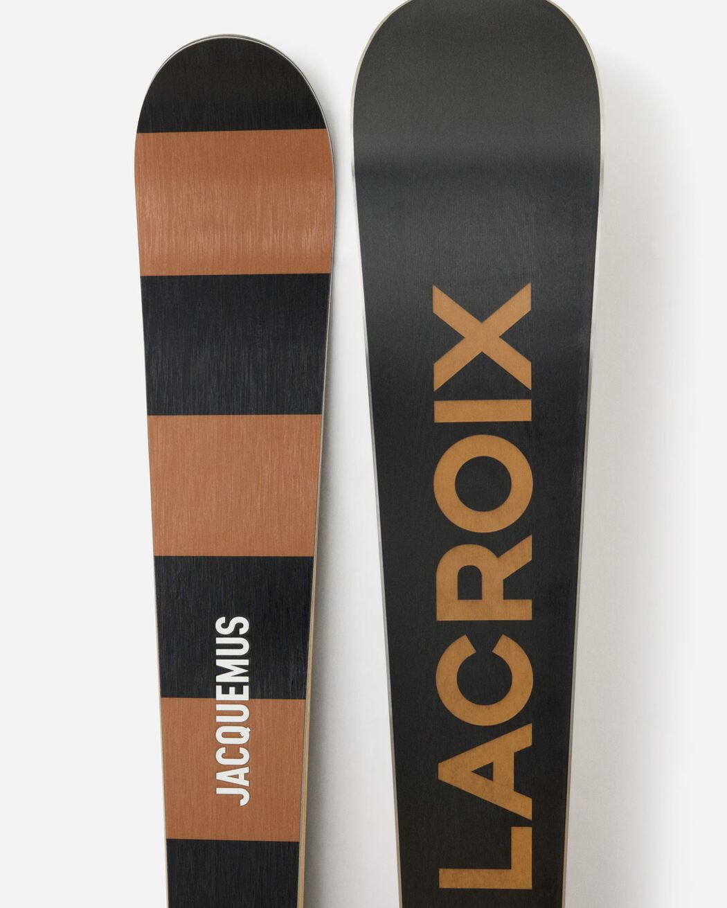 The skis Jacquemus + Lacroix the skis jacquemus lacroix