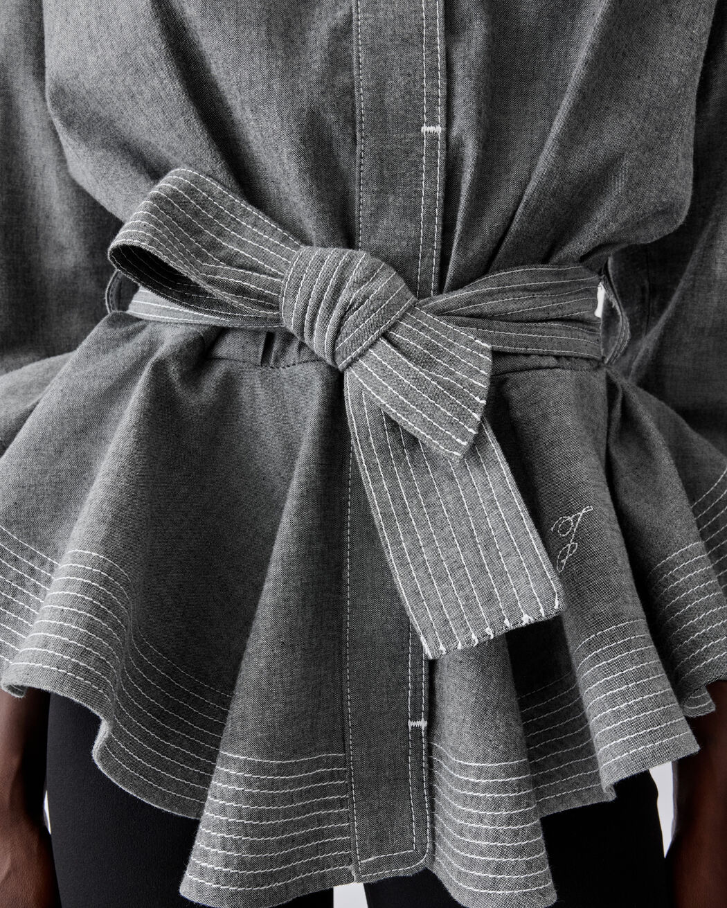 The Cabana de-Nîmes denim jacket jacquemus the cabana de n mes denim jacket