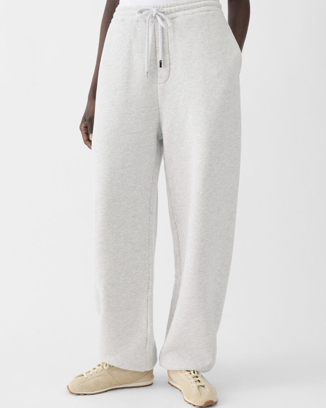 The Torneo sweatpants
jacquemus the torneo sweatpants