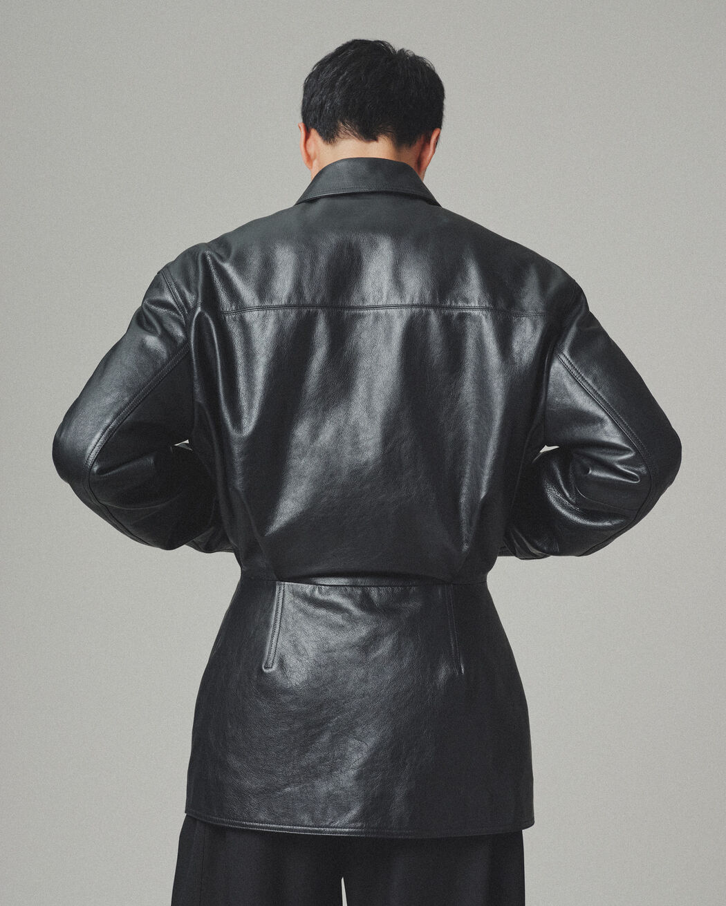 The Gardian Leather Jacket jacquemus the gardian leather jacket