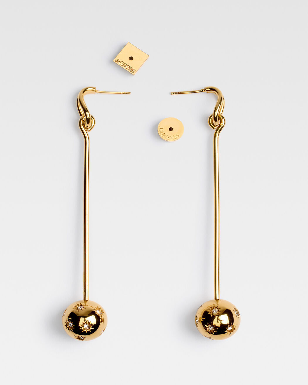 The Nodo earrings jacquemus the nodo earrings