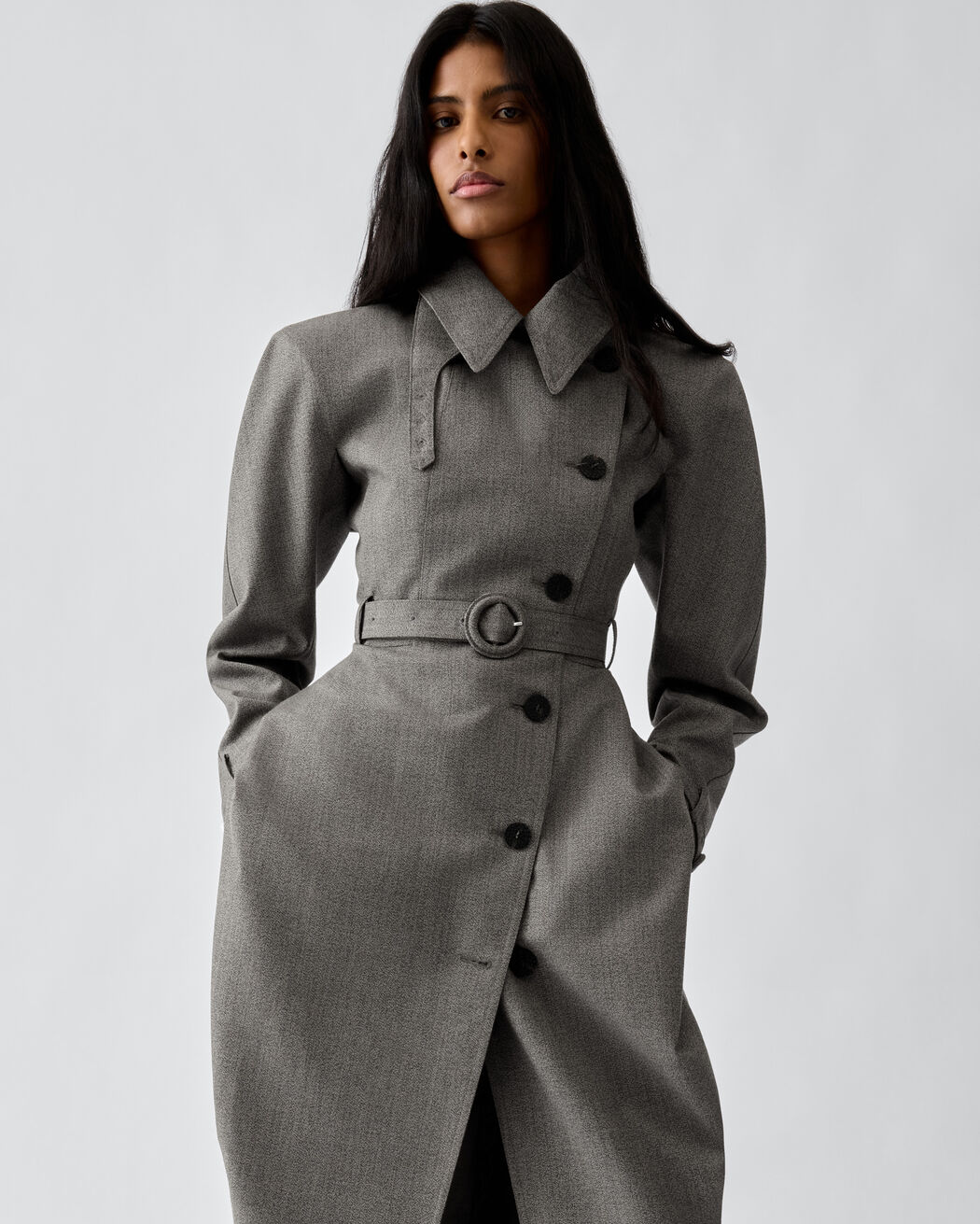 معطف ترنش The Tulipe jacquemus معطف ترنش the tulipe