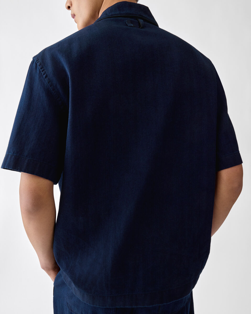 The Pyjama denim shirt jacquemus the pyjama denim shirt