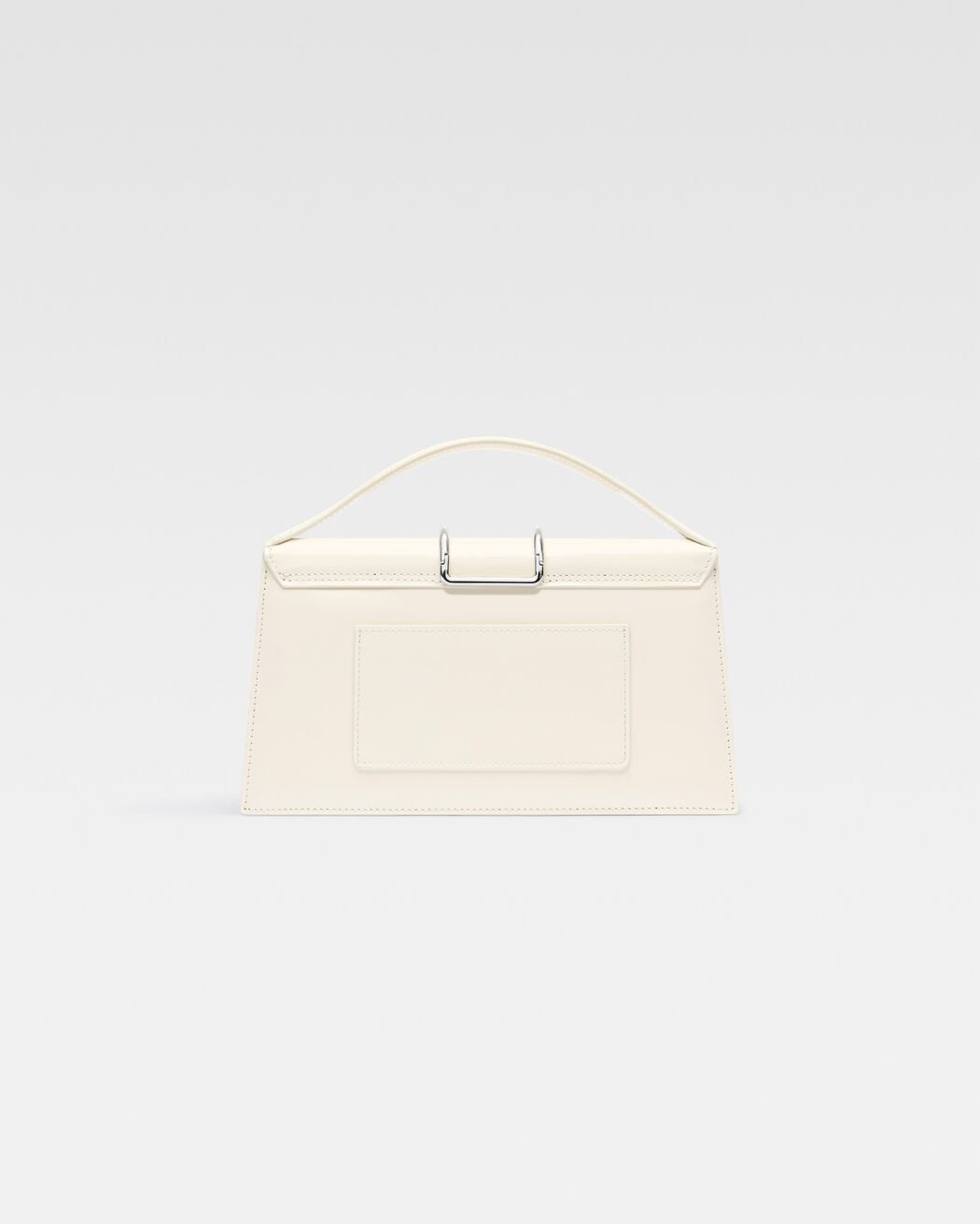 The large Bambino حقيبة jacquemus the large bambino حقيبة