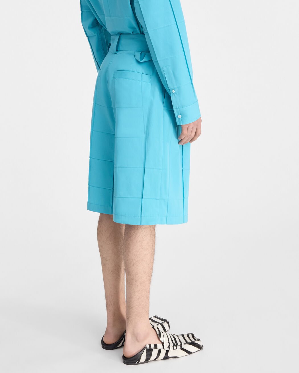 شورت برمودا Le Short Navega Plissé jacquemus شورت برمودا le short navega pliss