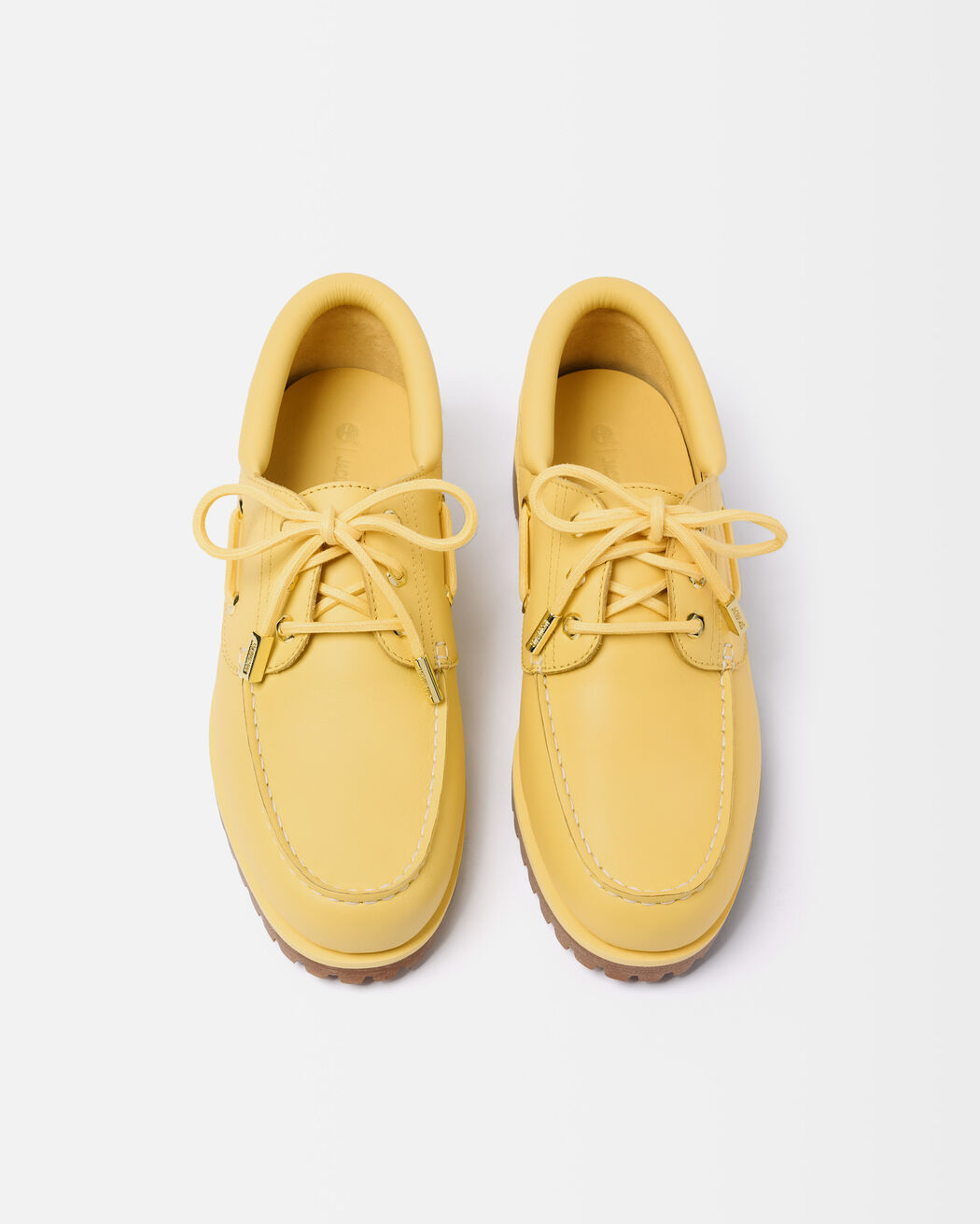 The JACQUEMUS+TIMBERLAND boat shoe the jacquemus timberland boat shoe