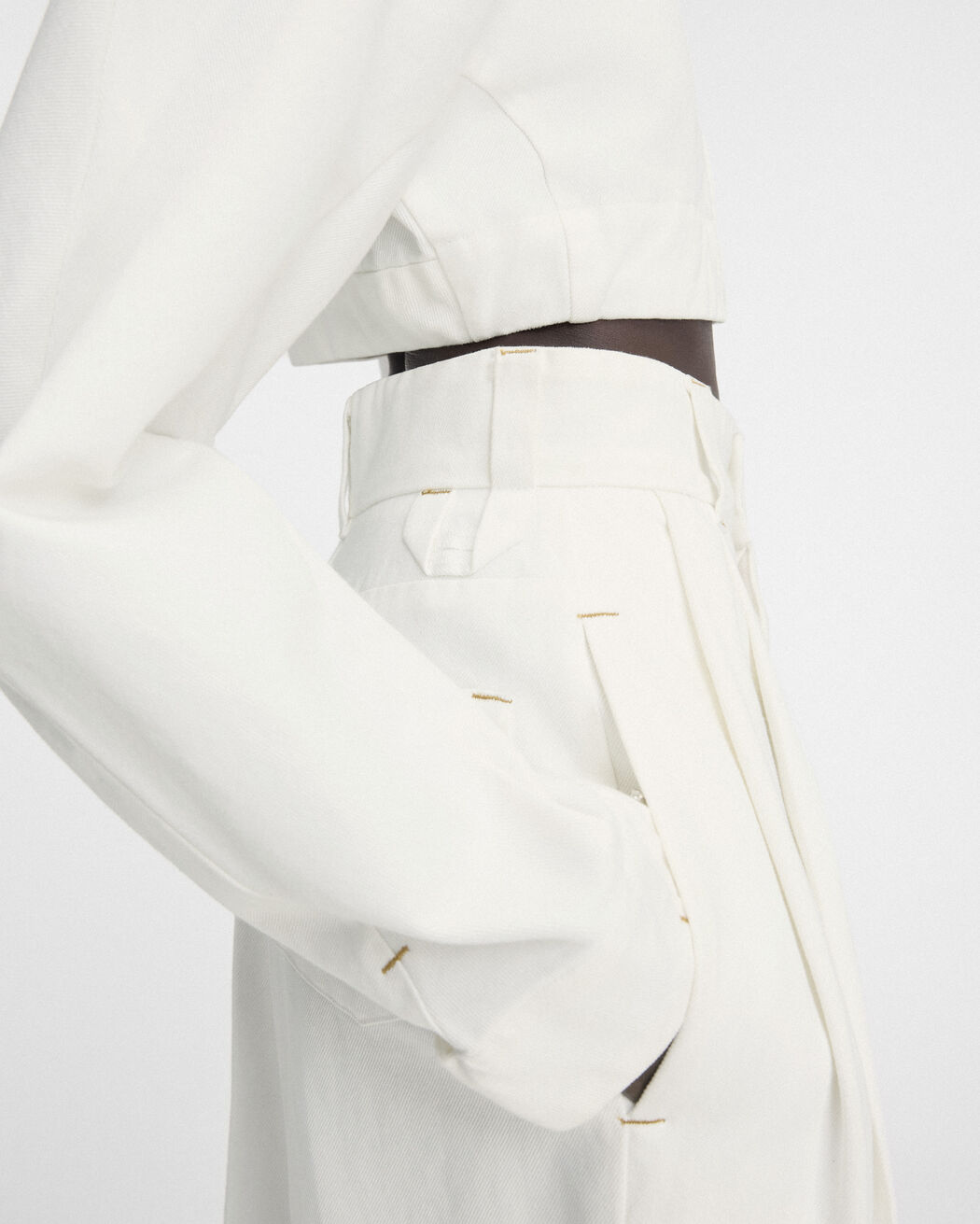 The Curzio de-Nîmes denim pants jacquemus the curzio de n mes denim pants