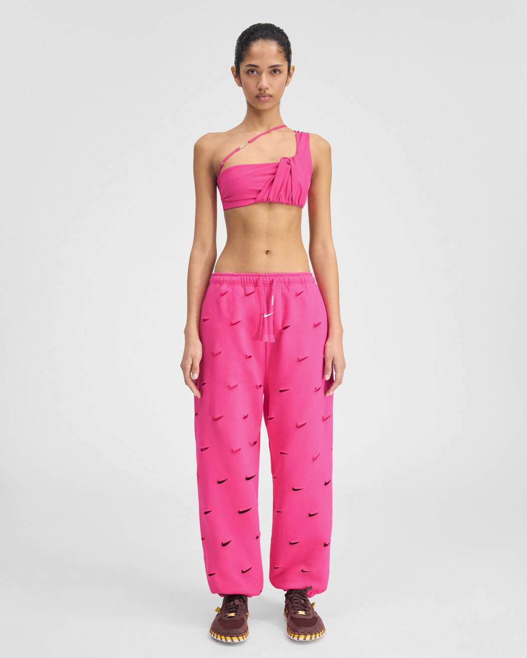 The Swoosh JACQUEMUS+NIKE track pants the swoosh jacquemus nike track pants