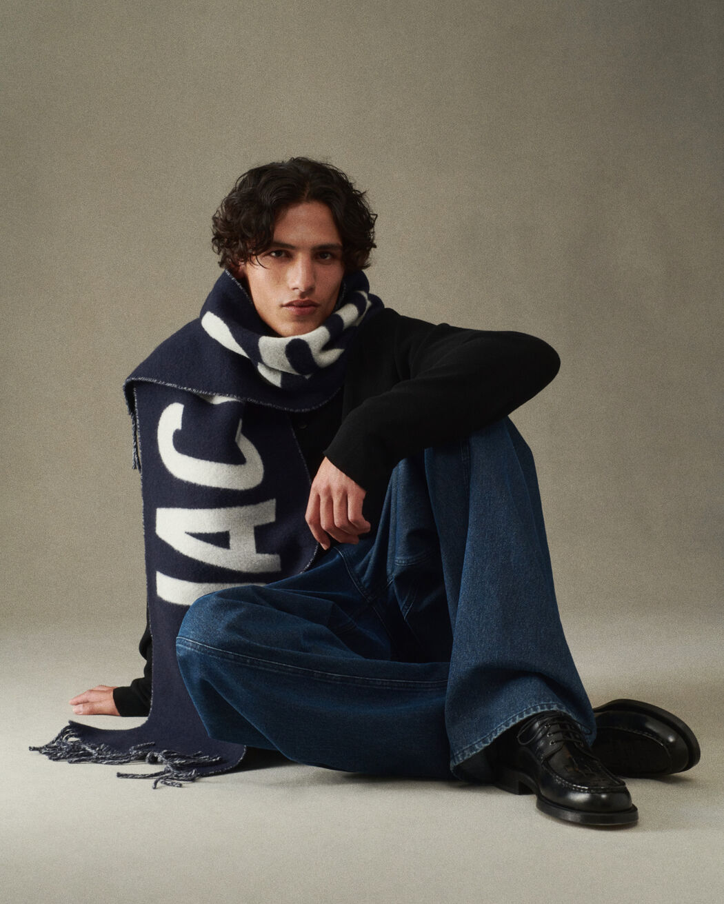 L Echarpe Jacquemus l echarpe jacquemus