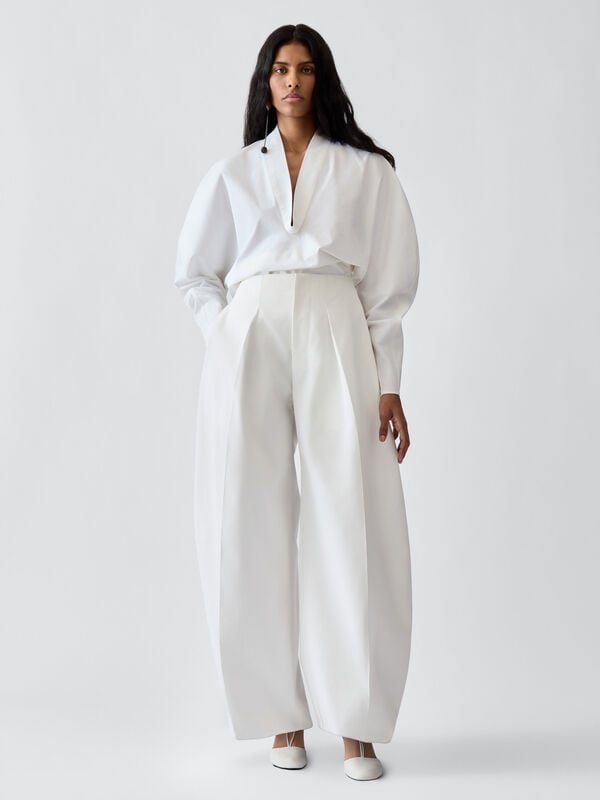 The Ovalo fluid pants jacquemus the ovalo fluid pants