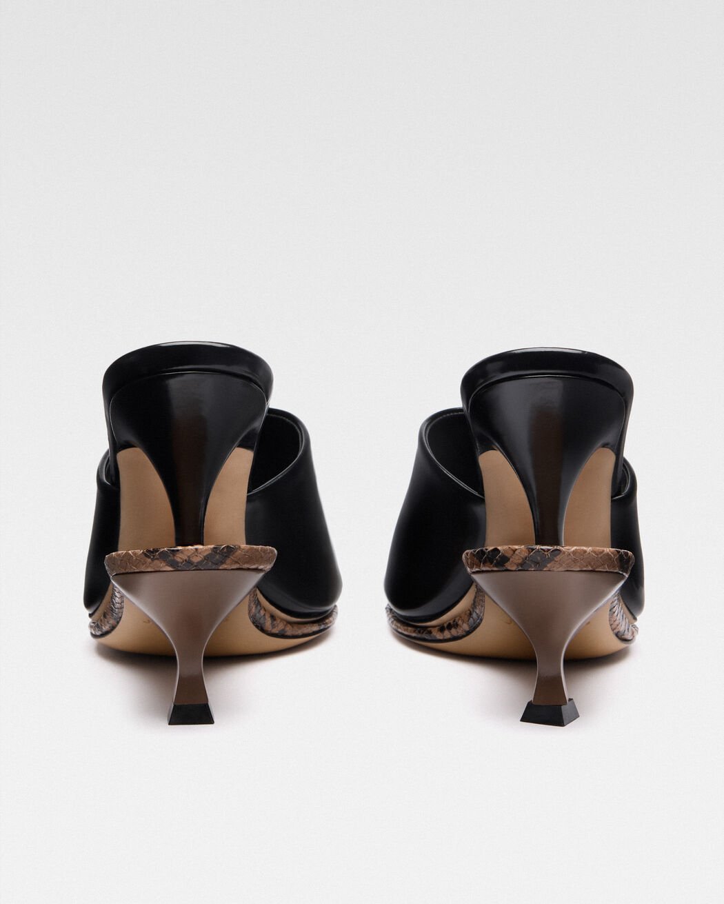 The double mules jacquemus the double mules